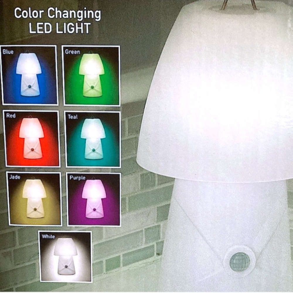 đ Color Changing LED Table Lamp ~ Night Lamp ~ Lantern ~ Unisex ~ All ages - Picture 7 of 16